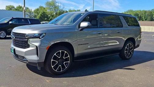 2024 Chevrolet Suburban RST