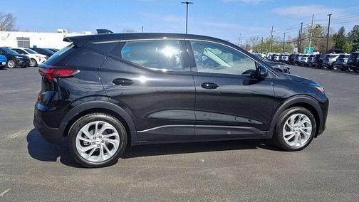 Mosaic Black Metallic 2027 Chevrolet Bolt LT FWD