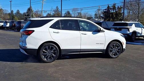 2023 Chevrolet Equinox FWD RS