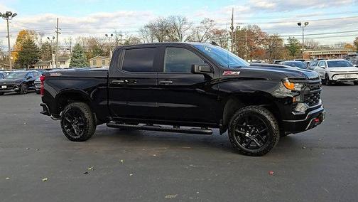2022 Chevrolet Silverado 1500 Custom Trail Boss