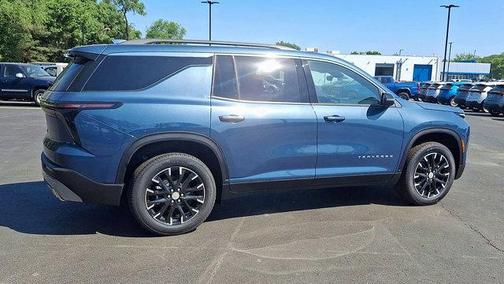 Lakeshore Blue Metallic 2026 Chevrolet Traverse LT