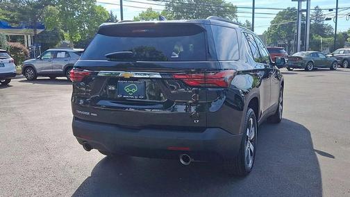 Mosaic Black Metallic 2023 Chevrolet Traverse LT Leather
