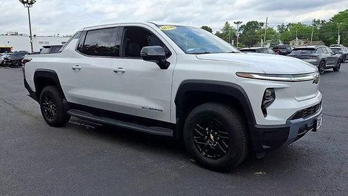2025 Chevrolet Silverado EV LT