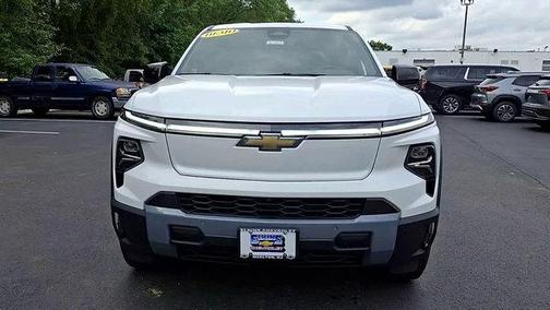 2025 Chevrolet Silverado EV LT