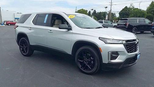 2022 Chevrolet Traverse LS