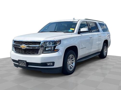 Iridescent Pearl Tricoat 2018 Chevrolet Suburban LT
