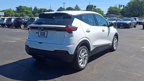 Summit White 2027 Chevrolet Bolt LT FWD