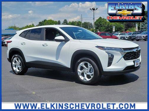 2025 Chevrolet Trax LS
