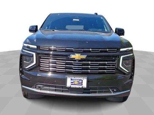 2025 Chevrolet Suburban 4WD High Country