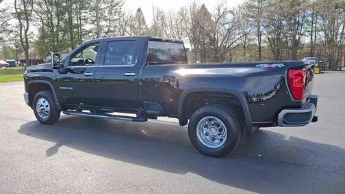 2025 Chevrolet Silverado 3500 LTZ