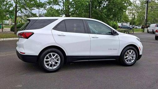 Summit White 2023 Chevrolet Equinox LS