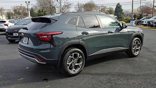 2025 Chevrolet Trax LT