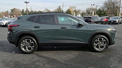 2025 Chevrolet Trax LT