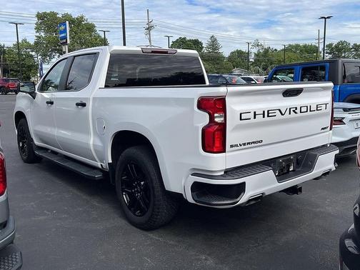 Summit White 2023 Chevrolet Silverado 1500 RST