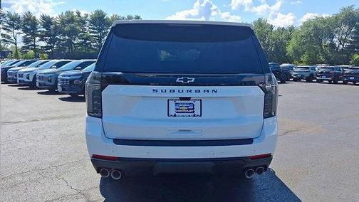2025 Chevrolet Suburban 4WD Z71