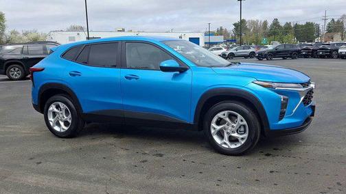 Marina Blue Metallic 2026 Chevrolet Trax LS
