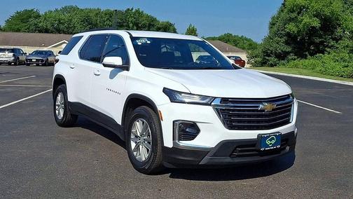 Summit White 2023 Chevrolet Traverse LT Cloth