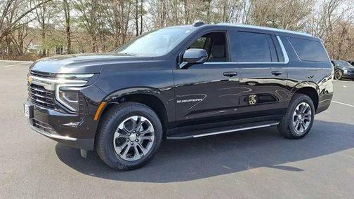 2025 Chevrolet Suburban LS
