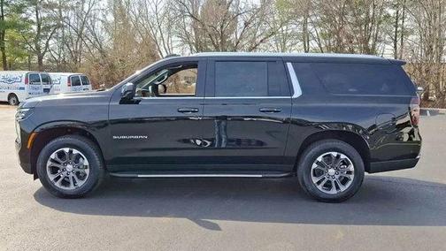 2025 Chevrolet Suburban LS