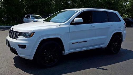 2017 Jeep Grand Cherokee Altitude