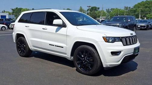 2017 Jeep Grand Cherokee Altitude