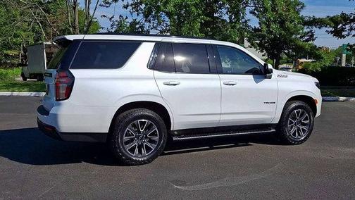 Iridescent Pearl Tricoat 2023 Chevrolet Tahoe 4WD Z71