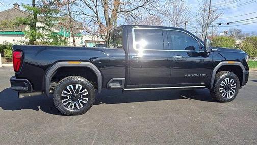 Onyx Black 2024 GMC Sierra 2500 Denali Ultimate