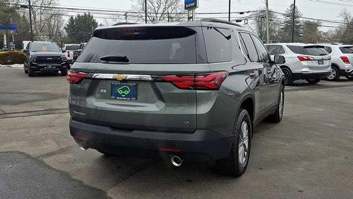 2022 Chevrolet Traverse LT Cloth