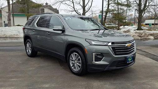 2022 Chevrolet Traverse LT Cloth