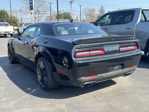 2022 Dodge Challenger R/T Scat Pack Widebody