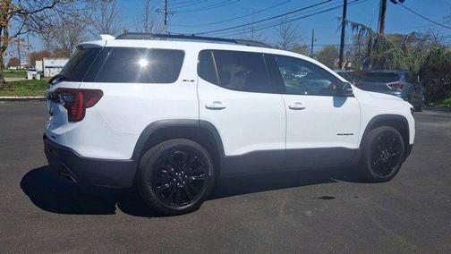 2023 GMC Acadia AWD SLE