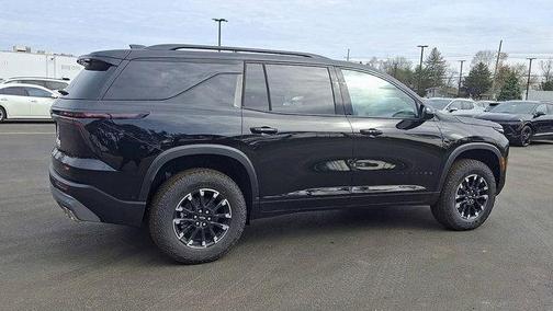 Mosaic Black Metallic 2026 Chevrolet Traverse AWD Z71