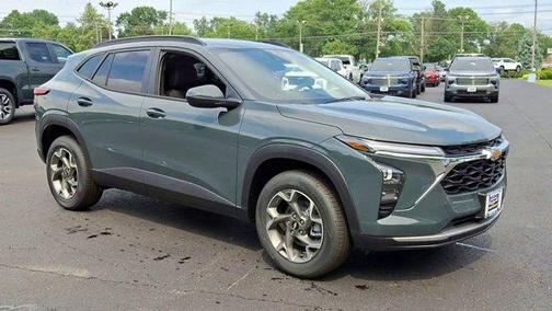 2025 Chevrolet Trax LT