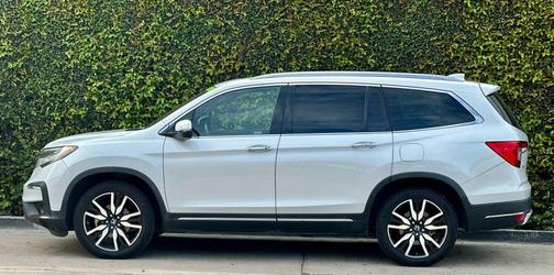 2020 Honda Pilot Touring 8-Passenger