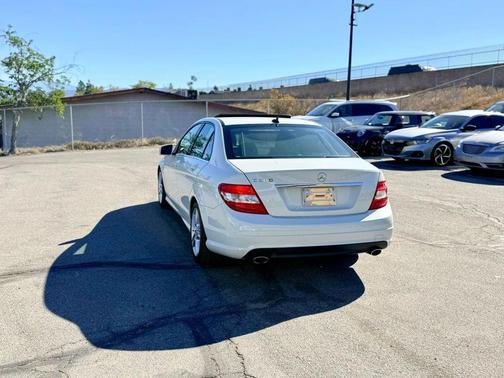 2011 Mercedes-Benz C-Class Luxury
