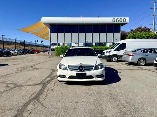 2011 Mercedes-Benz C-Class Luxury