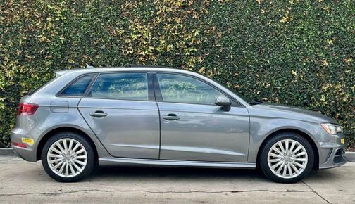 2016 Audi A3 e-tron 1.4T Premium