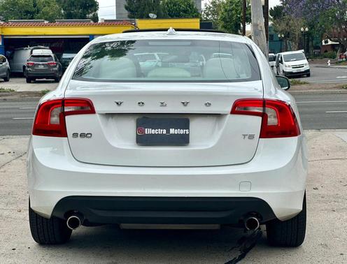 Ice White 2012 Volvo S60 T5