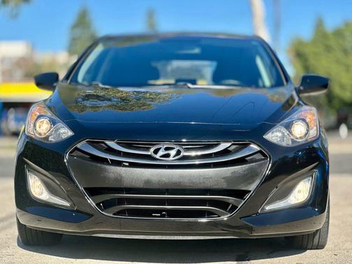 2014 Hyundai Elantra GT Base