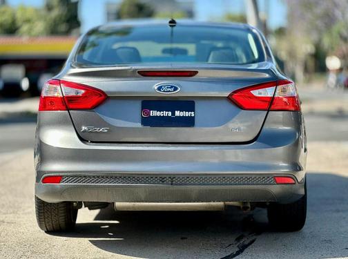 Sterling Gray Metallic 2014 Ford Focus SE