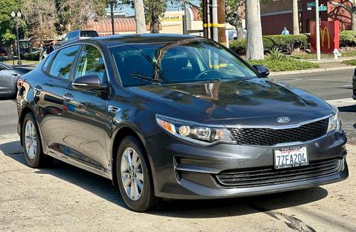 2017 Kia Optima LX