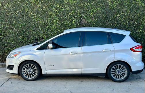 2017 Ford C-Max Hybrid Titanium