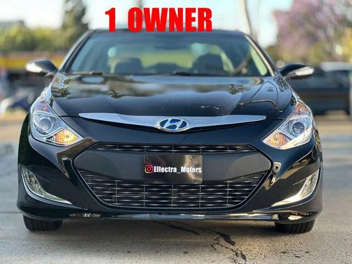 Eclipse Black 2015 Hyundai SONATA Hybrid Base