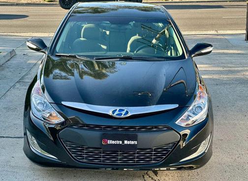 Eclipse Black 2015 Hyundai SONATA Hybrid Base