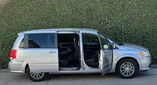 2016 Dodge Grand Caravan AVP/SE