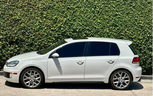 Candy White 2013 Volkswagen GTI Driver's Edition