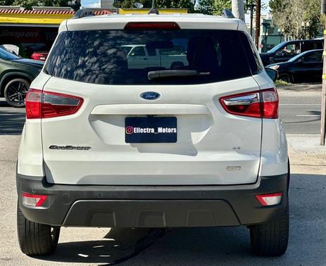 Diamond White 2019 Ford EcoSport SE