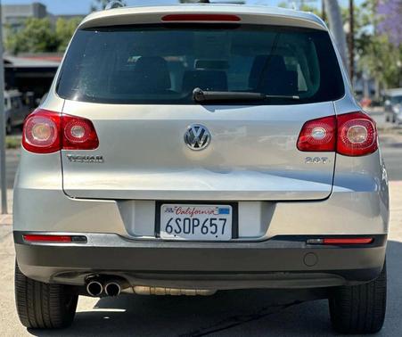 2011 Volkswagen Tiguan SE