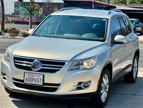 2011 Volkswagen Tiguan SE