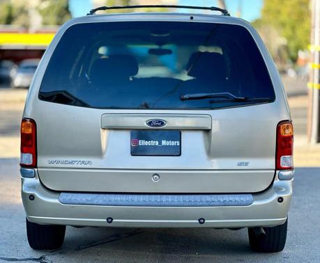 2000 Ford Windstar SE